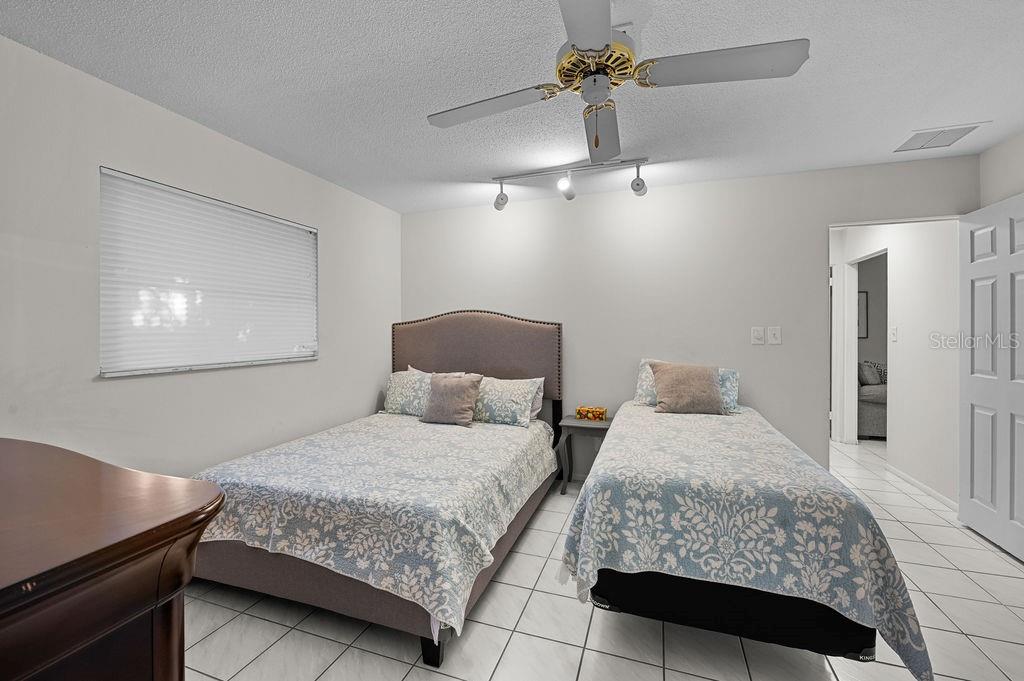 561 BIRDIE LN, LONGBOAT KEY, FL, 34228