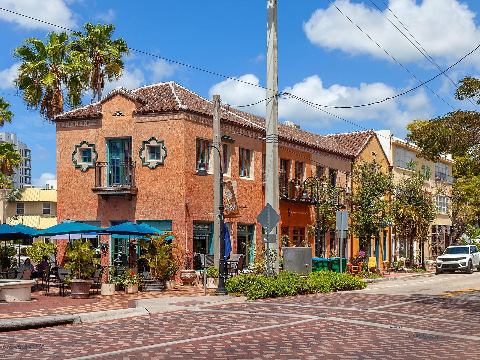 617 MADISON CT, SARASOTA, FL, 34236