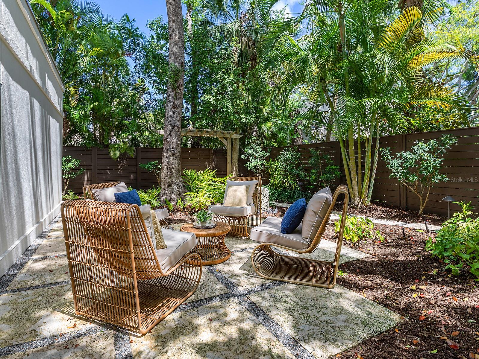 617 MADISON CT, SARASOTA, FL, 34236
