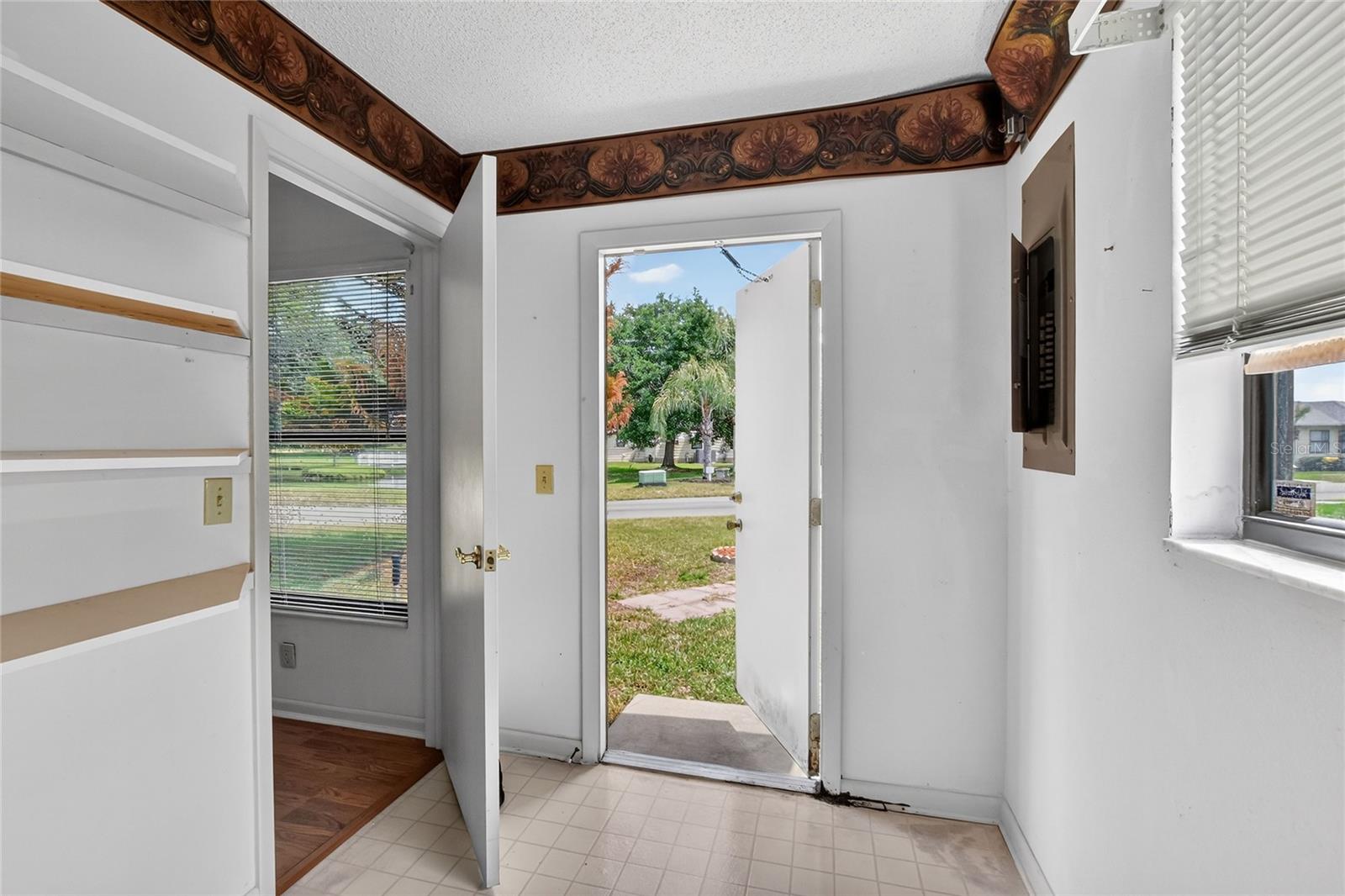 4861 SQUIRE HOLLOW DR, LAKELAND, FL, 33801