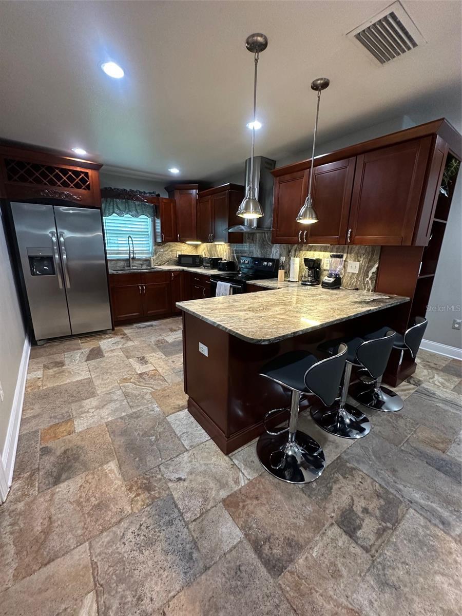 718 STRAIN BLVD, LAKELAND, FL, 33815