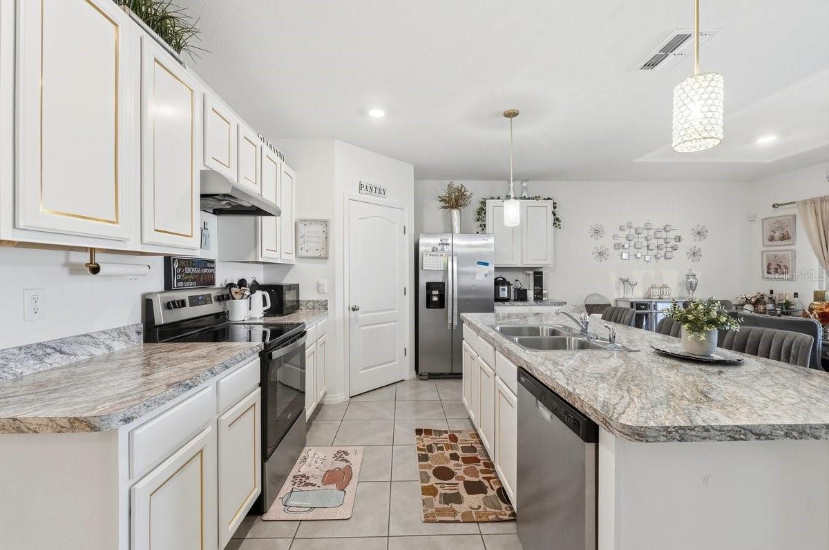 807 AUBURN GROVE CT, AUBURNDALE, FL, 33823