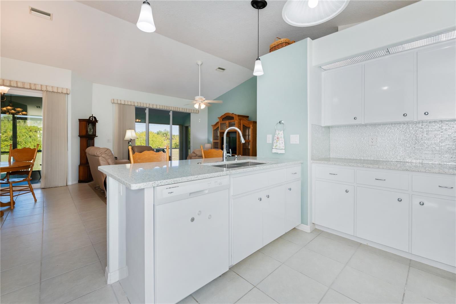 409 BOUNDARY BLVD, ROTONDA WEST, FL, 33947