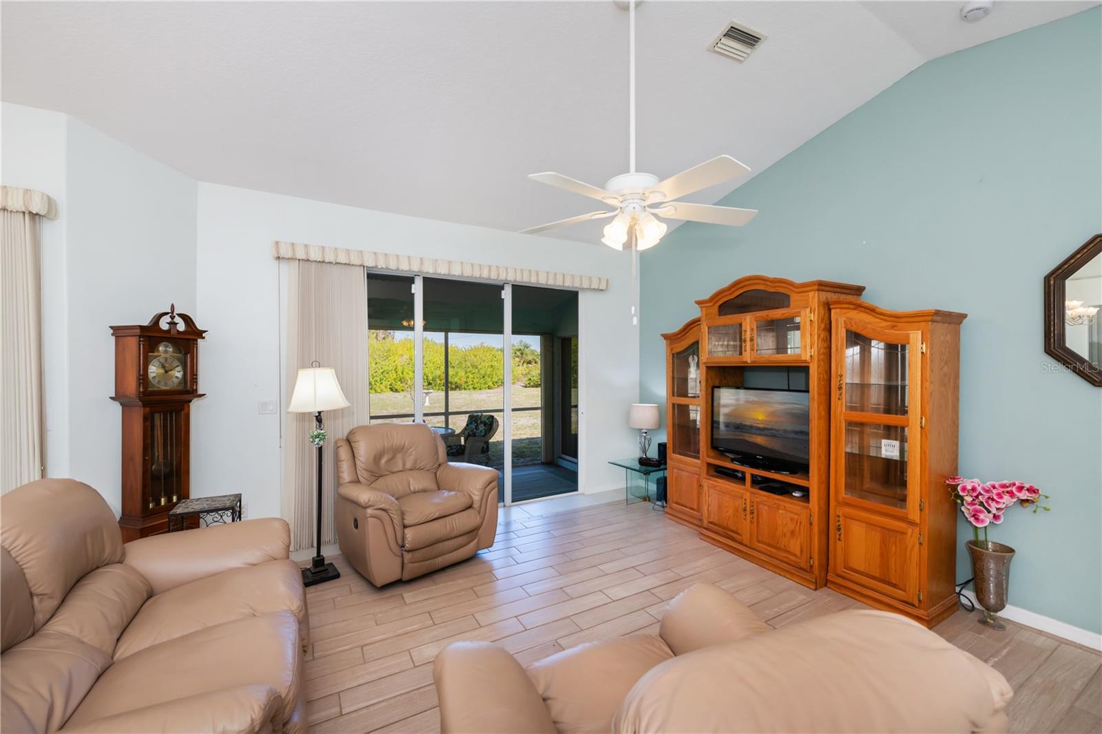 409 BOUNDARY BLVD, ROTONDA WEST, FL, 33947