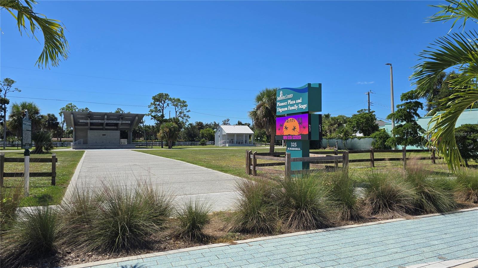 409 BOUNDARY BLVD, ROTONDA WEST, FL, 33947