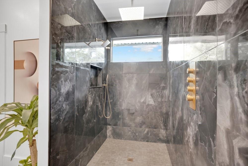 111 KENNISON, ORLANDO, FL, 32801