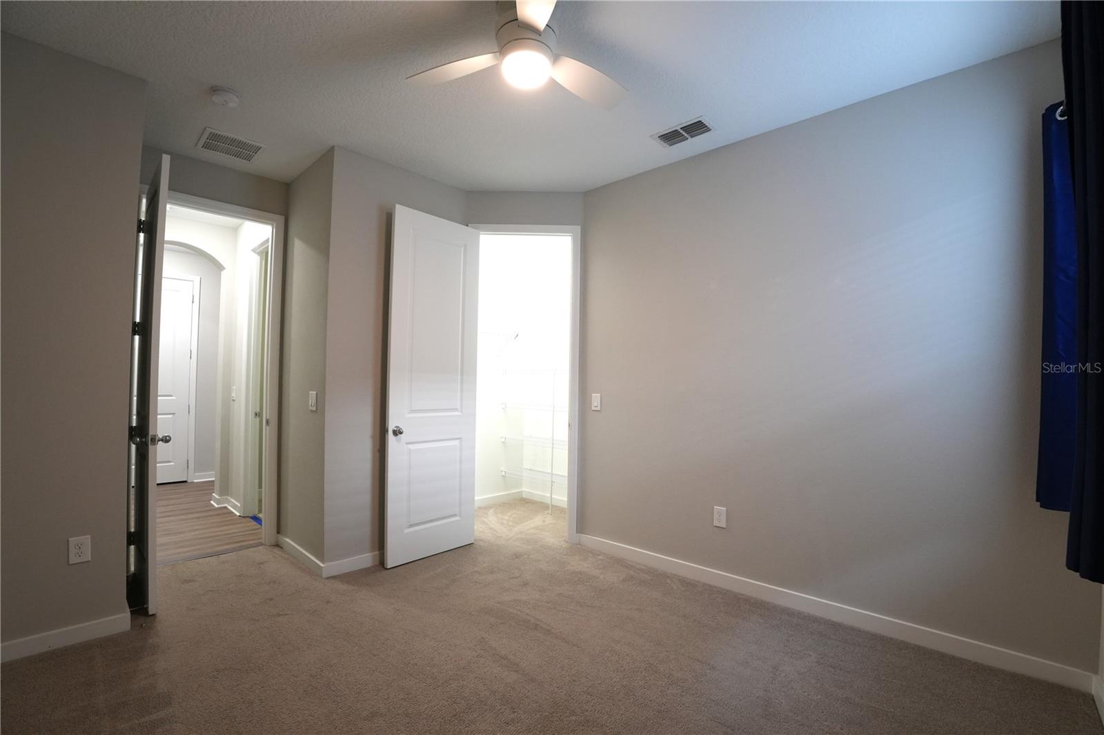 2004 E GRANT AVE, ORLANDO, FL, 32806