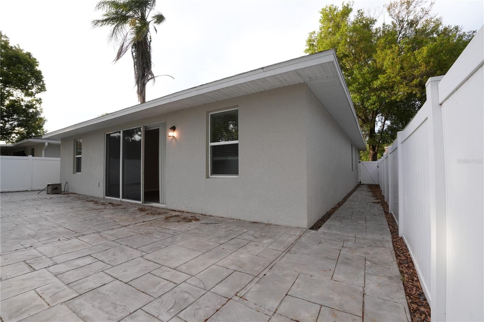 2004 E GRANT AVE, ORLANDO, FL, 32806