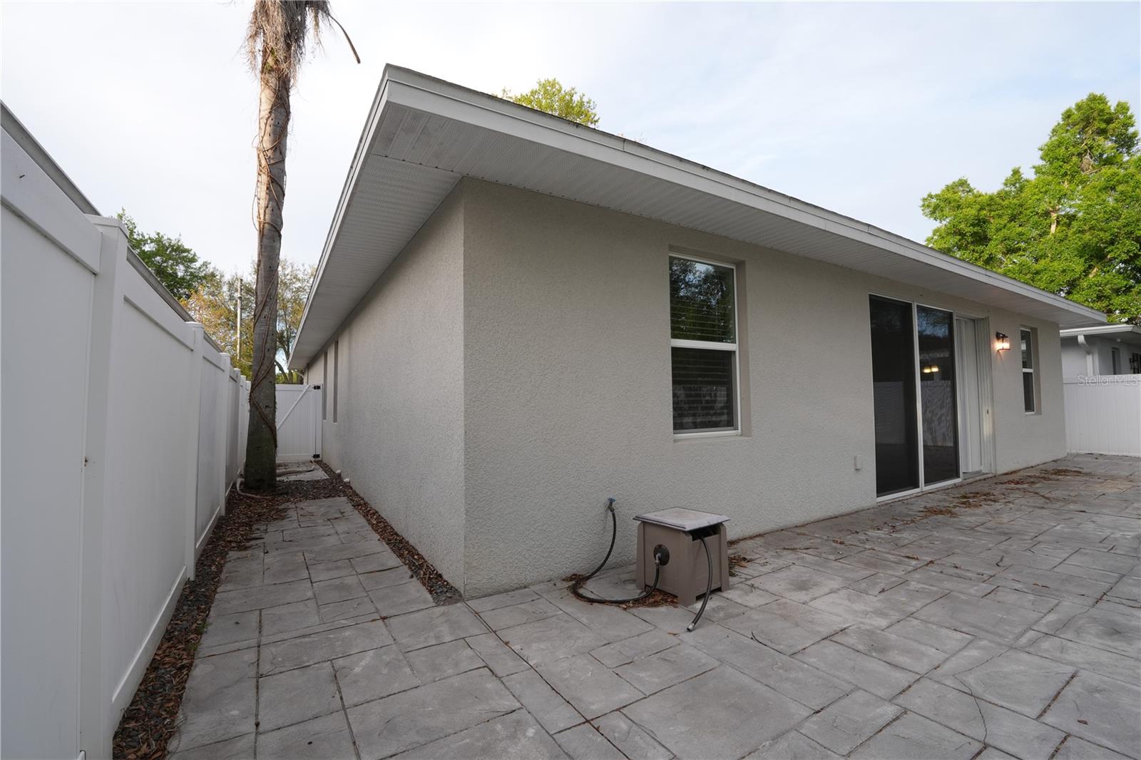 2004 E GRANT AVE, ORLANDO, FL, 32806