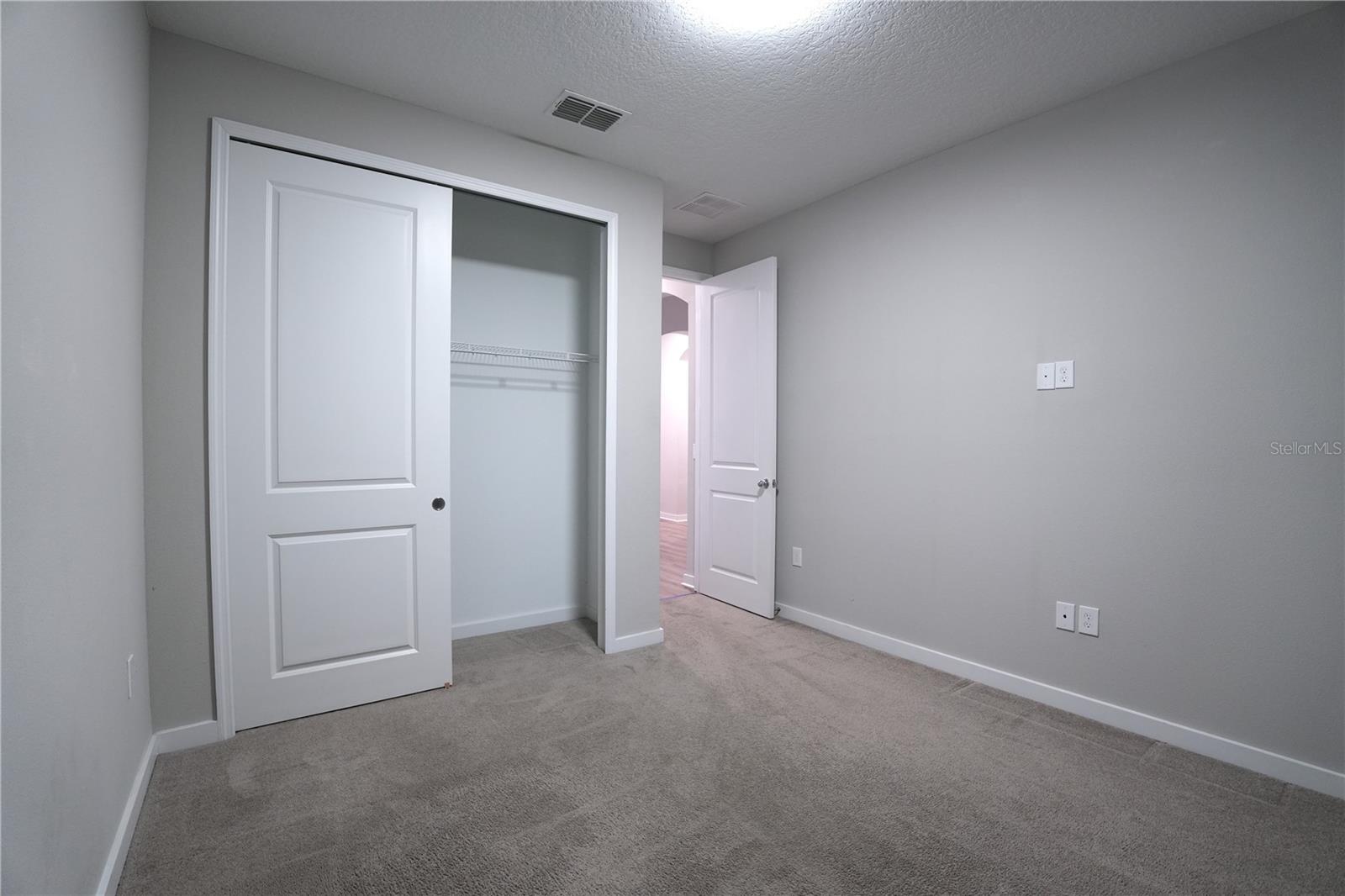 2004 E GRANT AVE, ORLANDO, FL, 32806