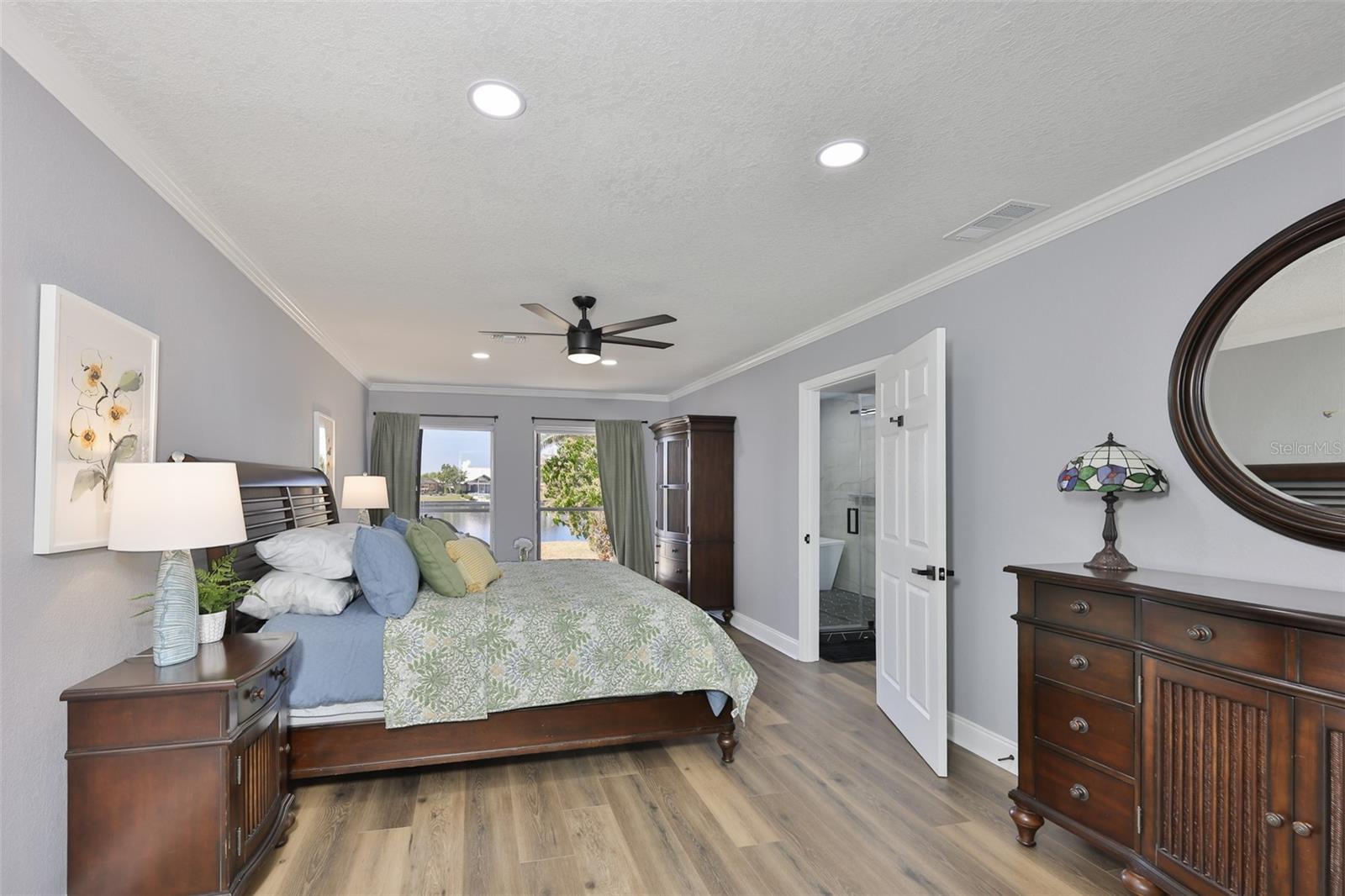 405 BLACKHAWK CIR, SUN CITY CENTER, FL, 33573