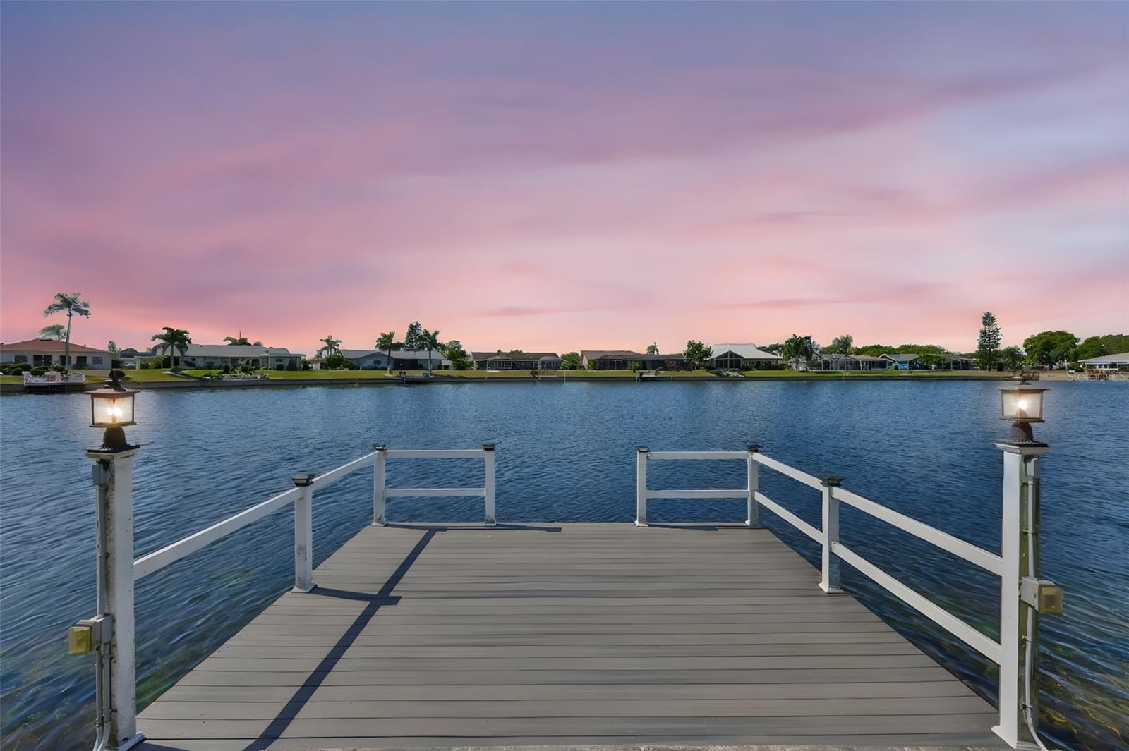 405 BLACKHAWK CIR, SUN CITY CENTER, FL, 33573