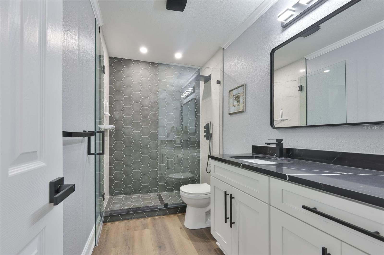 405 BLACKHAWK CIR, SUN CITY CENTER, FL, 33573