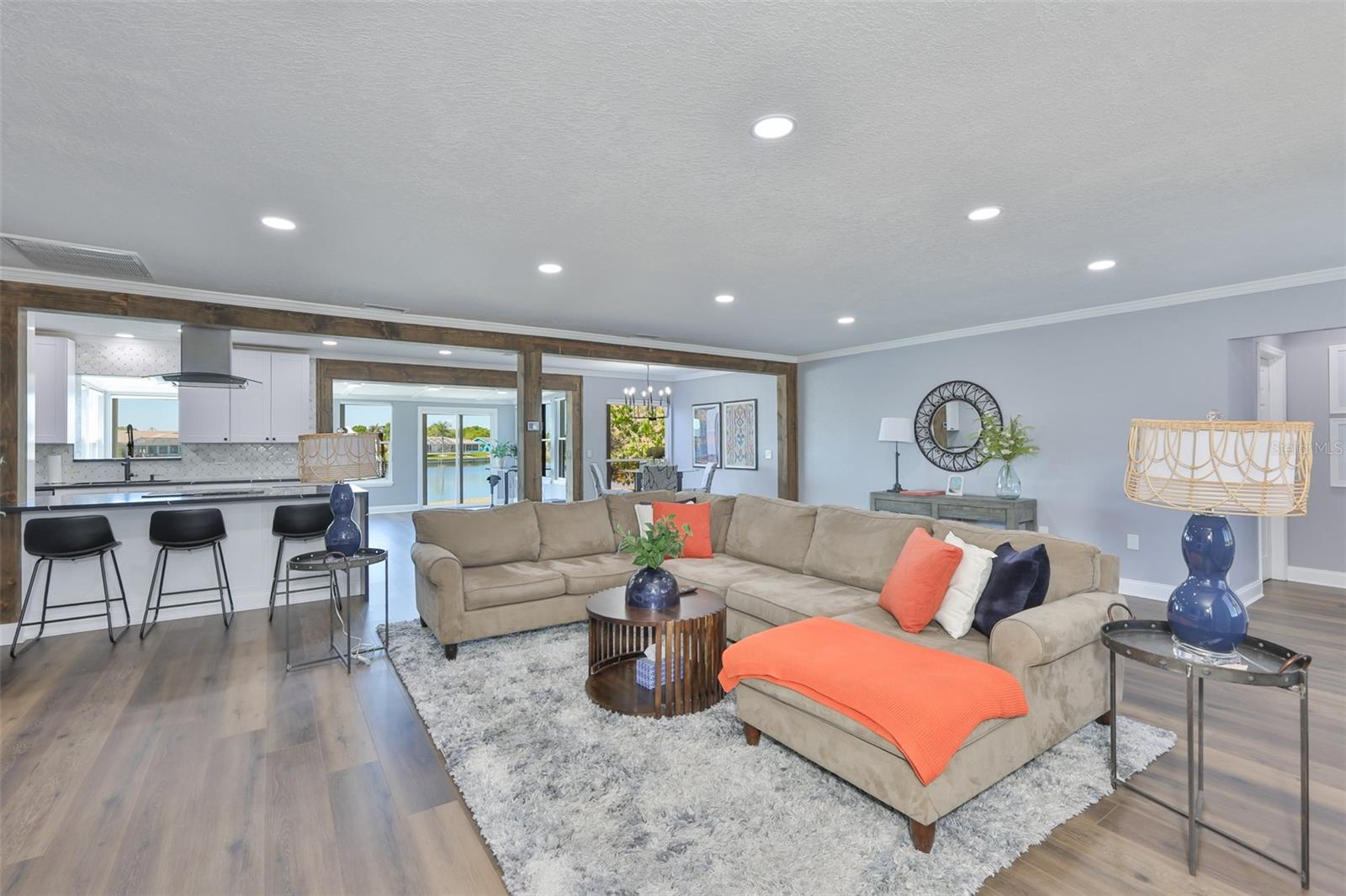 405 BLACKHAWK CIR, SUN CITY CENTER, FL, 33573