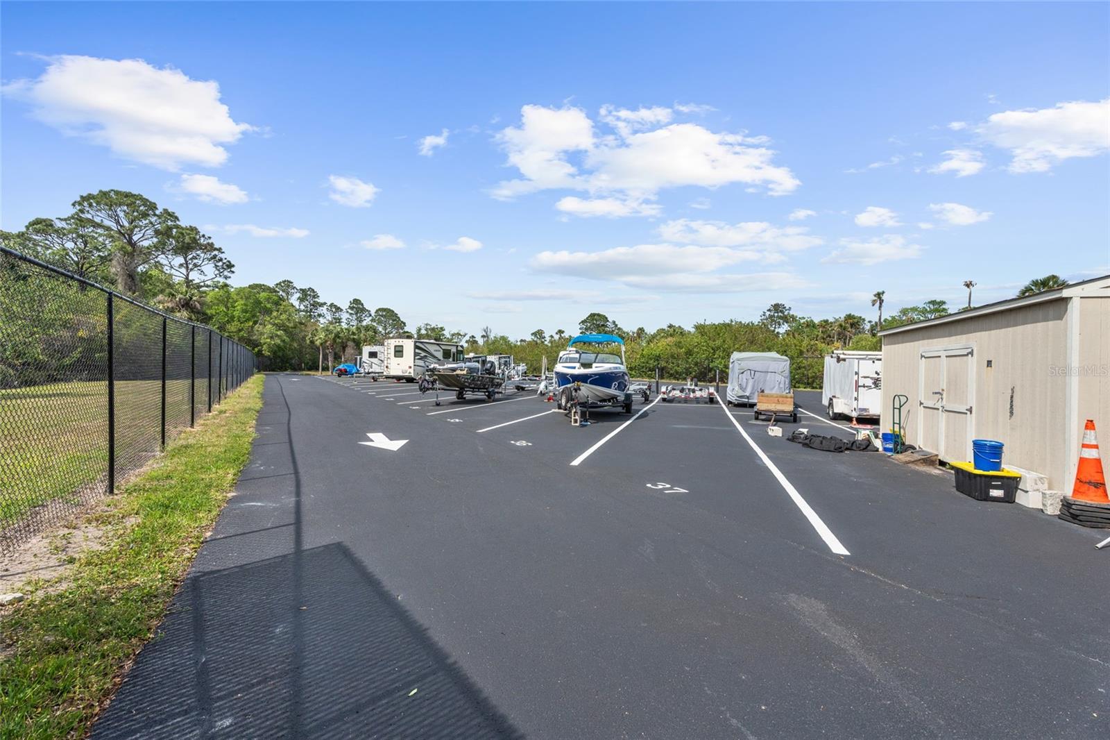 83 S RIVERWALK DR, PALM COAST, FL, 32137