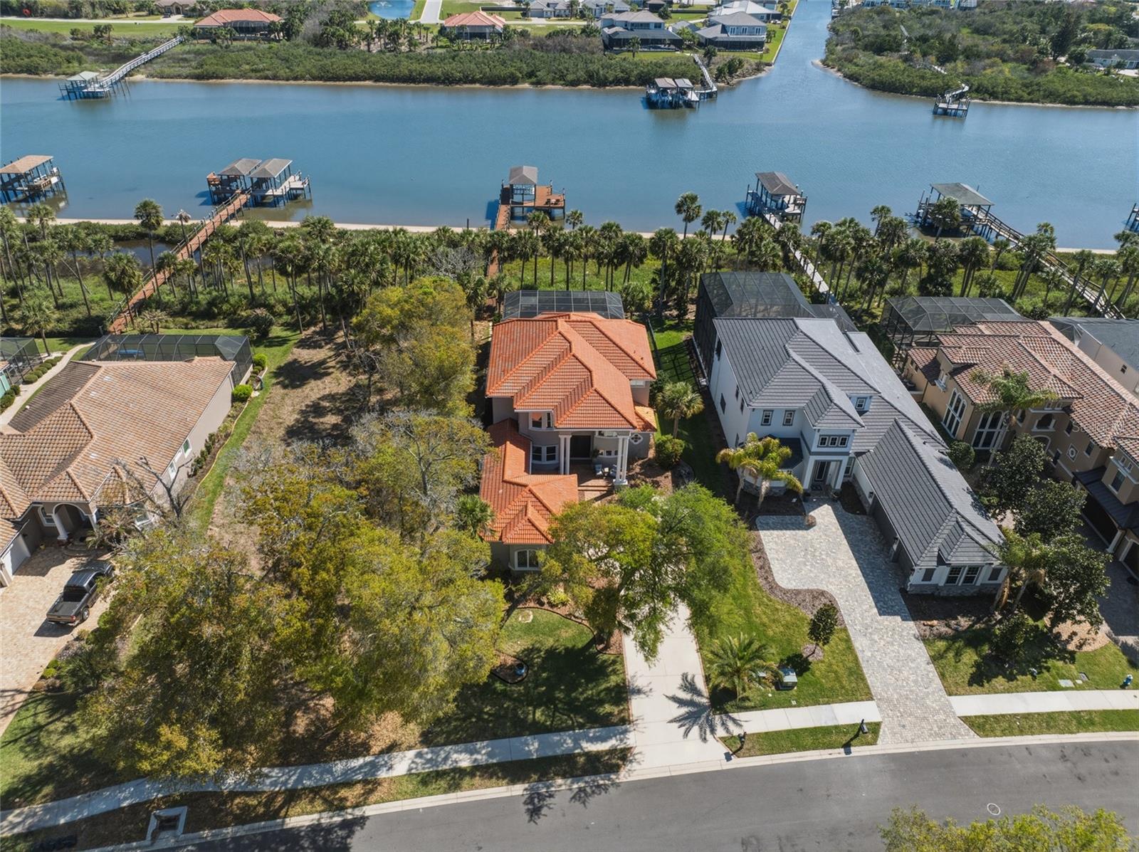 83 S RIVERWALK DR, PALM COAST, FL, 32137