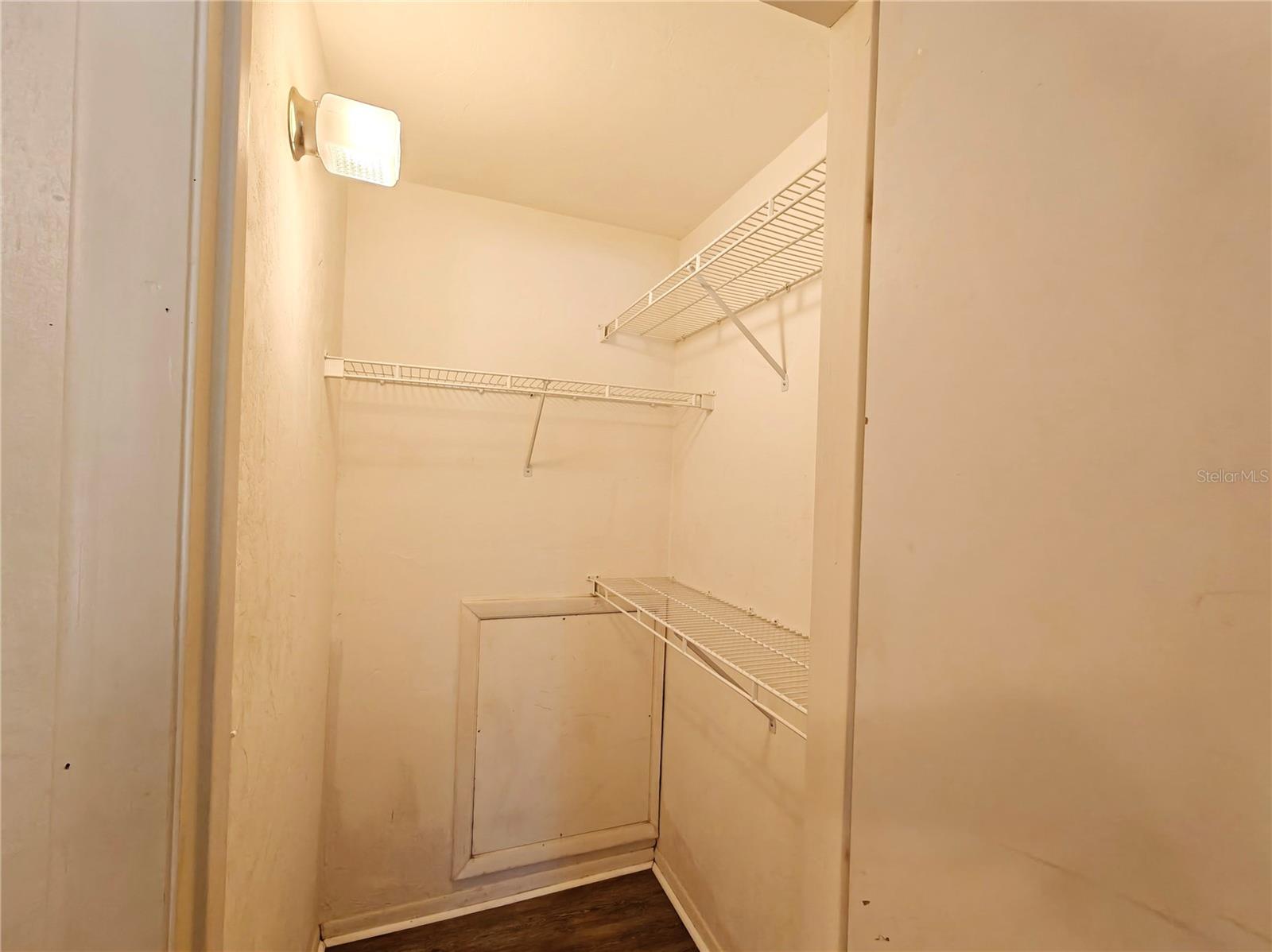 4000 SW 23RD ST #5-207 Room B, GAINESVILLE, FL, 32608