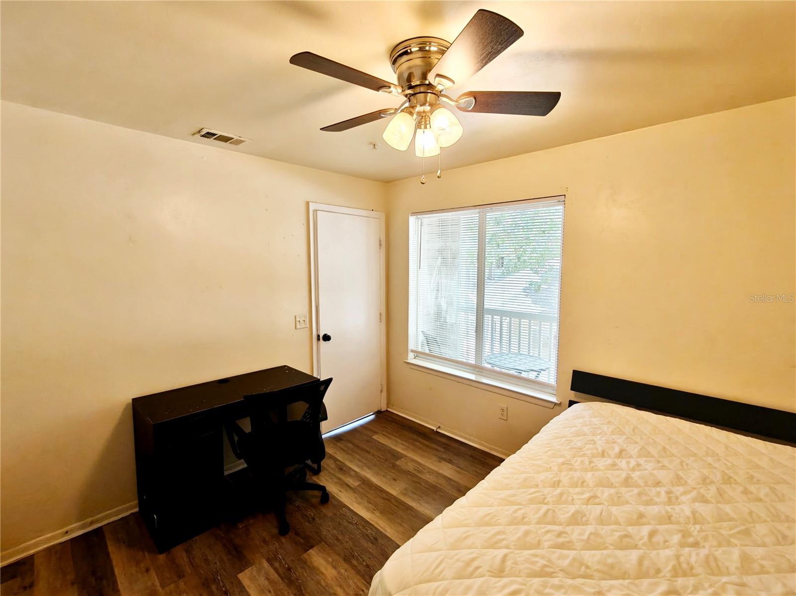 4000 SW 23RD ST #5-207 Room B, GAINESVILLE, FL, 32608