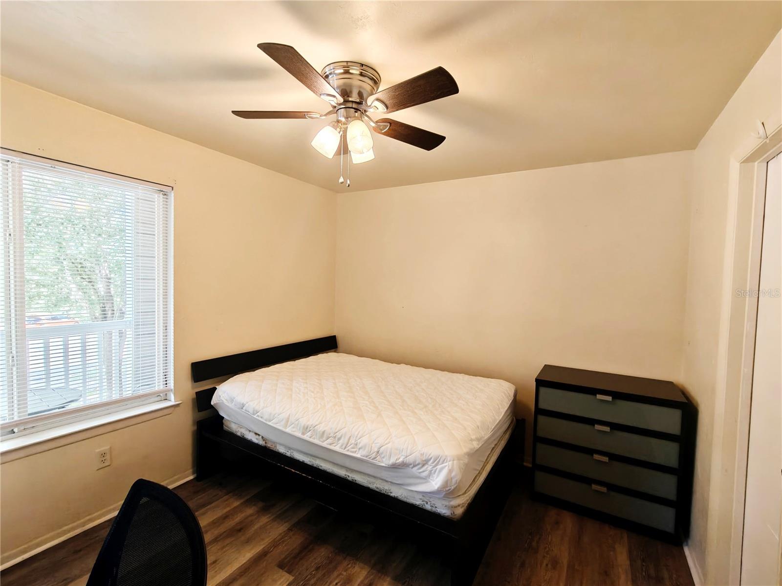 4000 SW 23RD ST #5-207 Room B, GAINESVILLE, FL, 32608