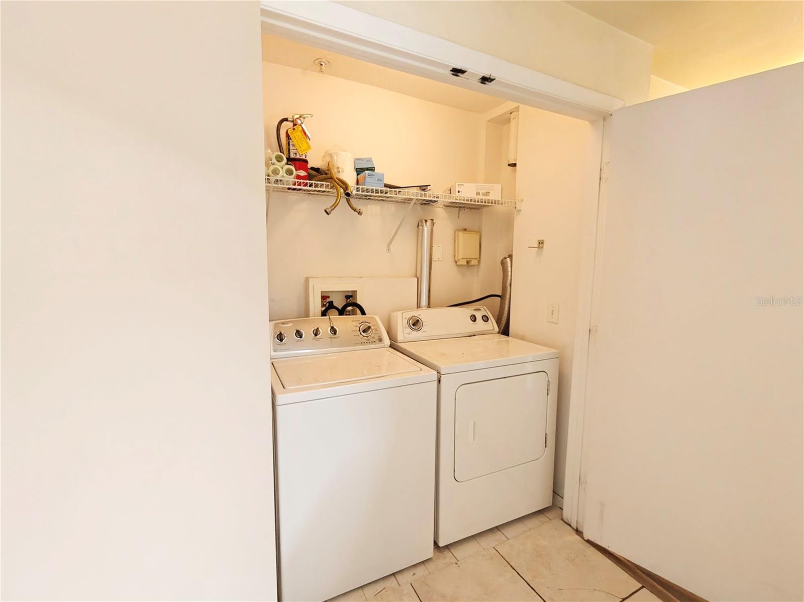 4000 SW 23RD ST #5-207 Room B, GAINESVILLE, FL, 32608