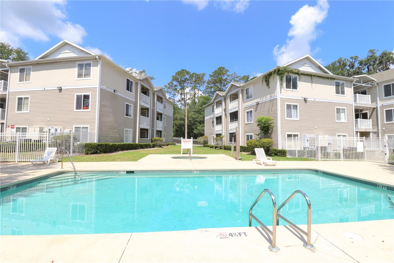 4000 SW 23RD ST #5-207 Room B, GAINESVILLE, FL, 32608