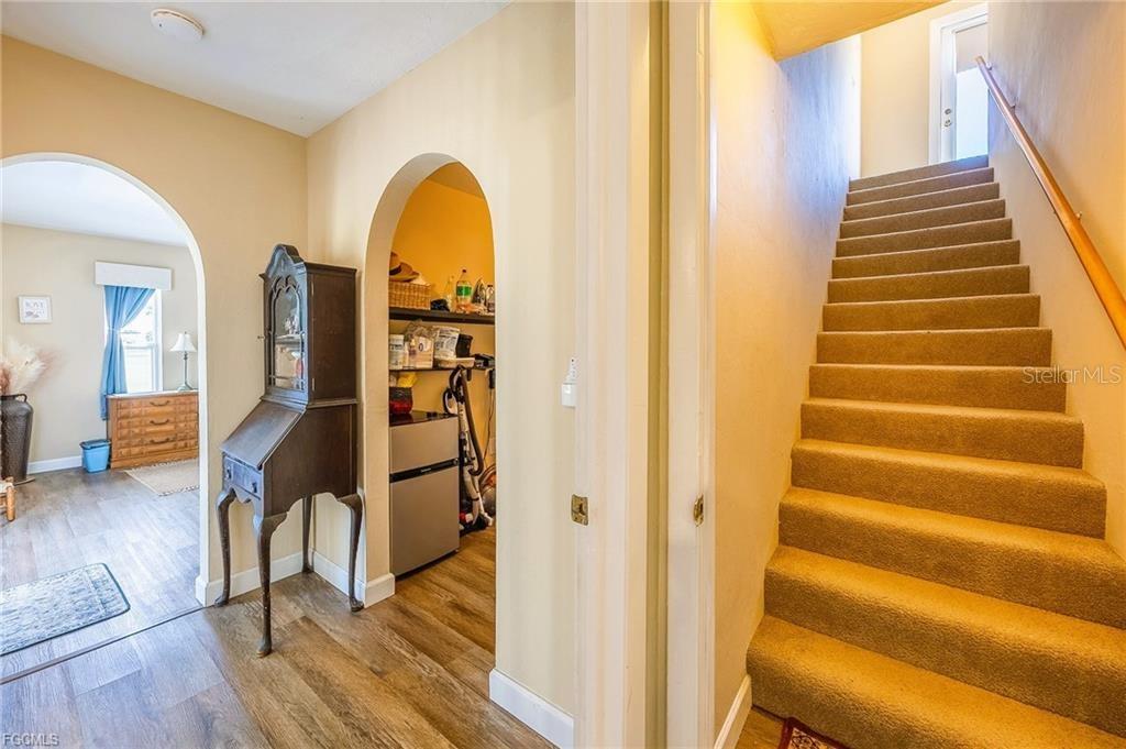 238 SE 9TH TER, CAPE CORAL, FL, 33990