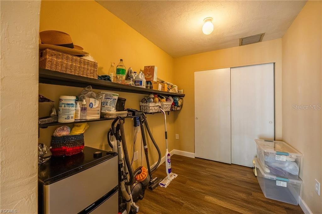 238 SE 9TH TER, CAPE CORAL, FL, 33990