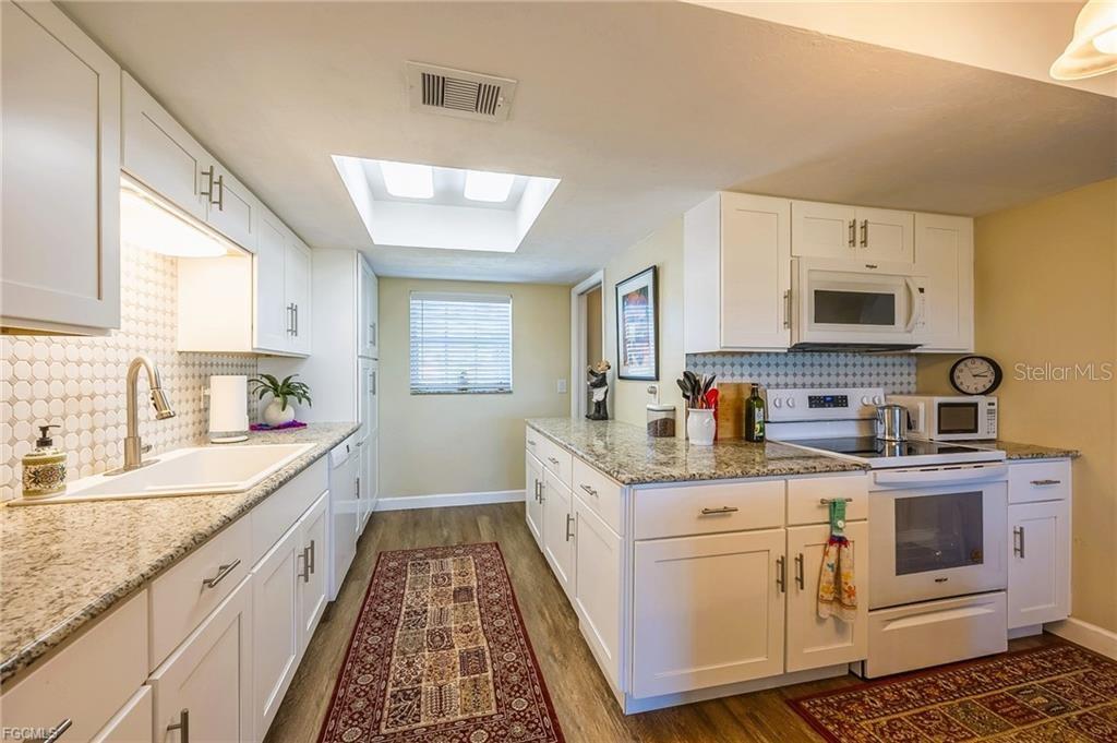238 SE 9TH TER, CAPE CORAL, FL, 33990