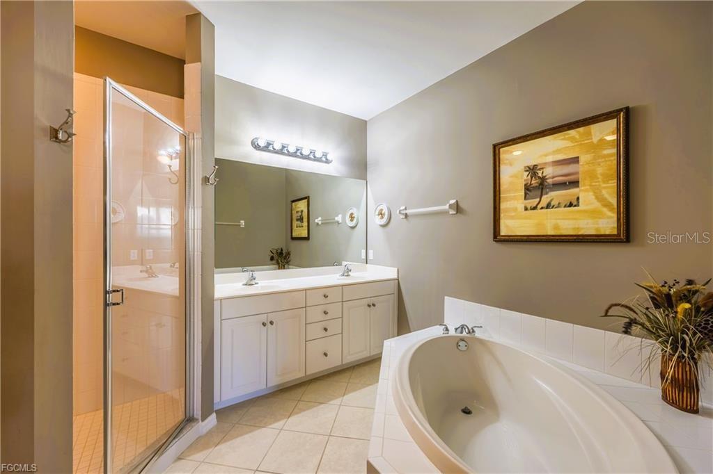 19400 CROMWELL CT #201, FORT MYERS, FL, 33912