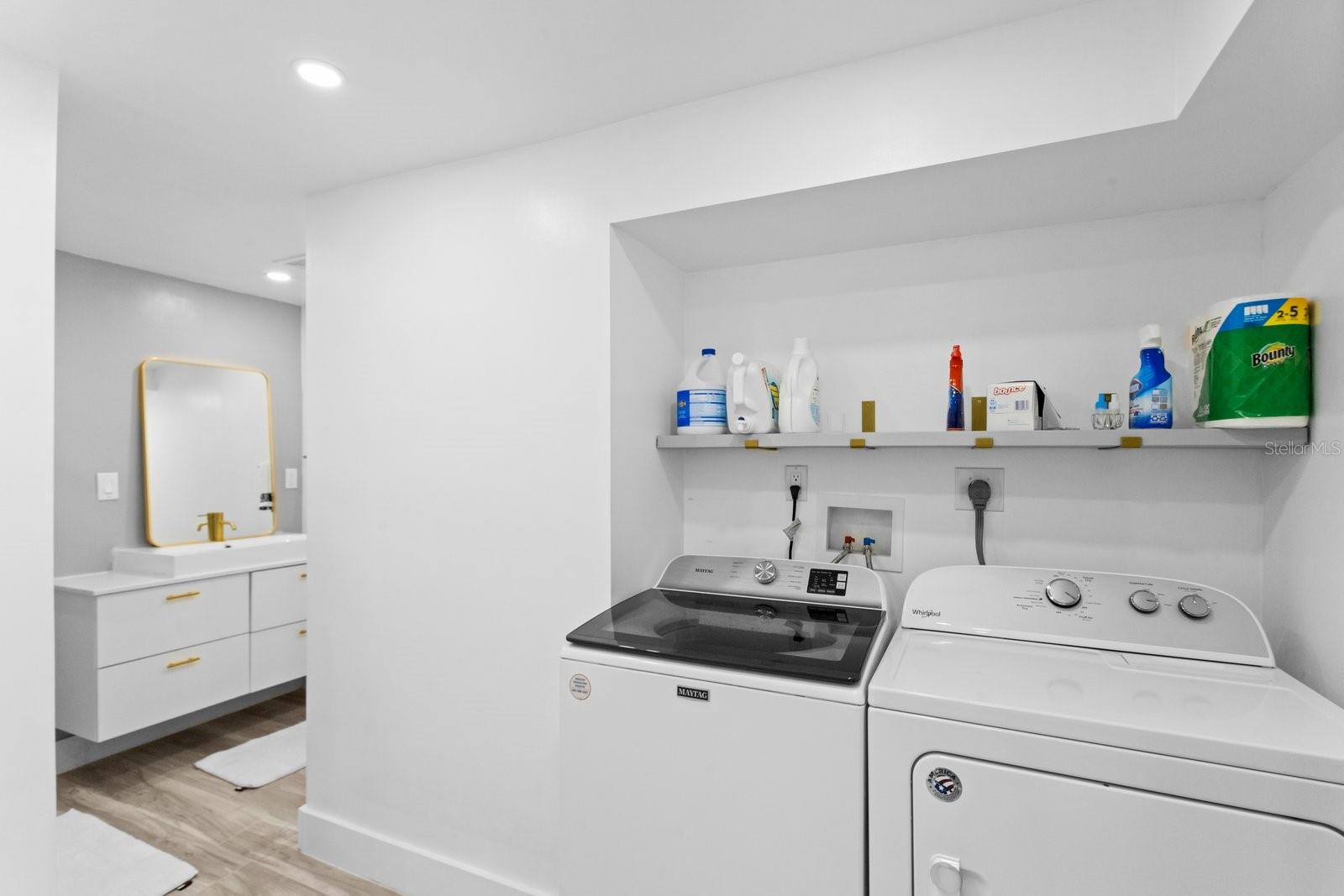 3401 MANATEE DR SE, ST PETERSBURG, FL, 33705