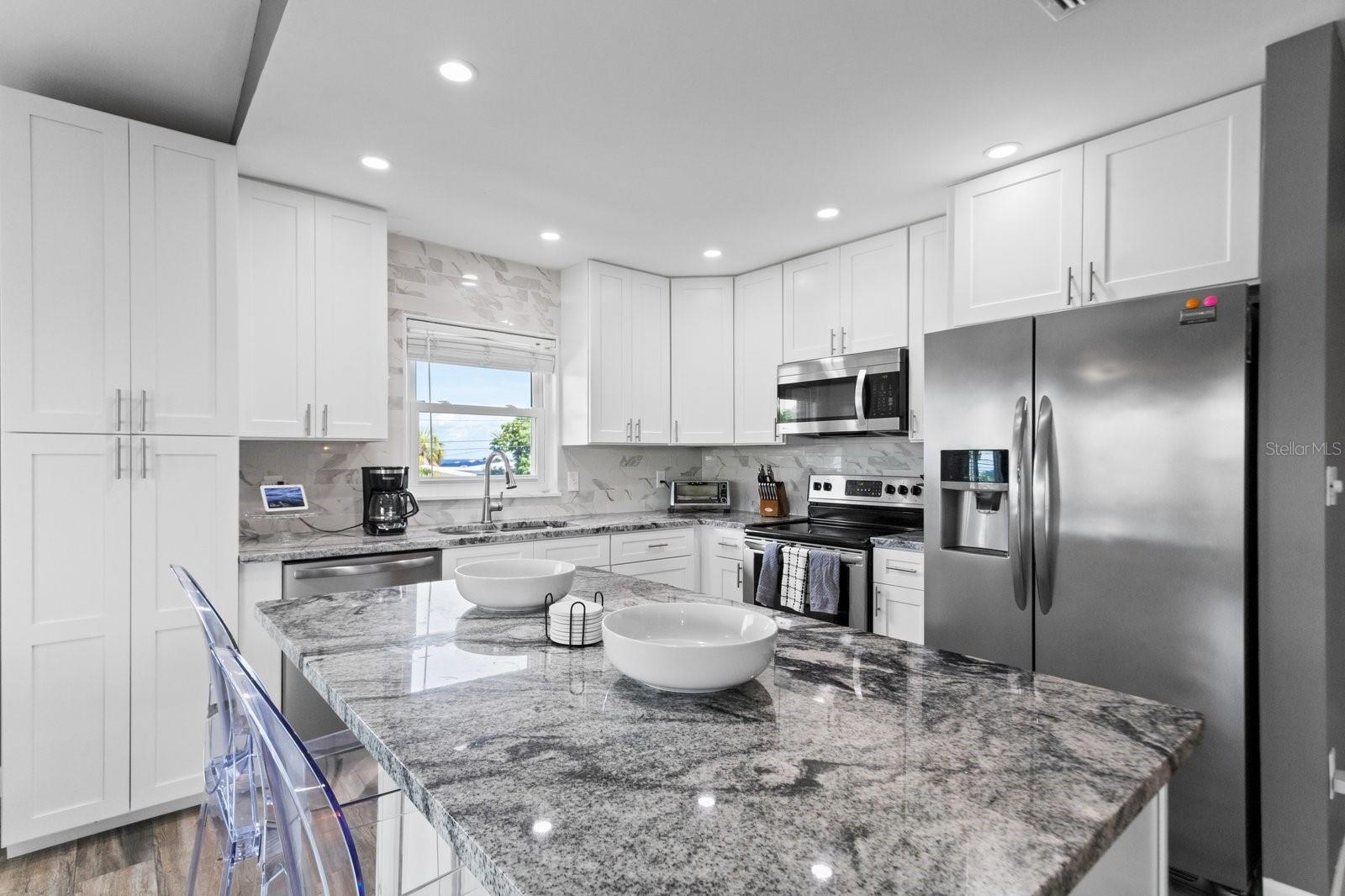 3401 MANATEE DR SE, ST PETERSBURG, FL, 33705