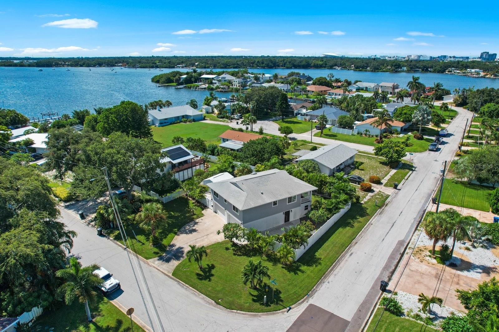 3401 MANATEE DR SE, ST PETERSBURG, FL, 33705