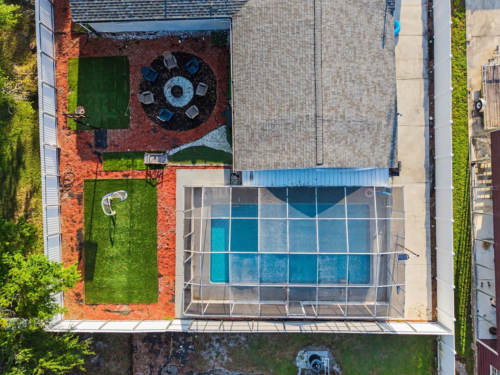 7012 CENTER CREEK DR, TAMPA, FL, 33615
