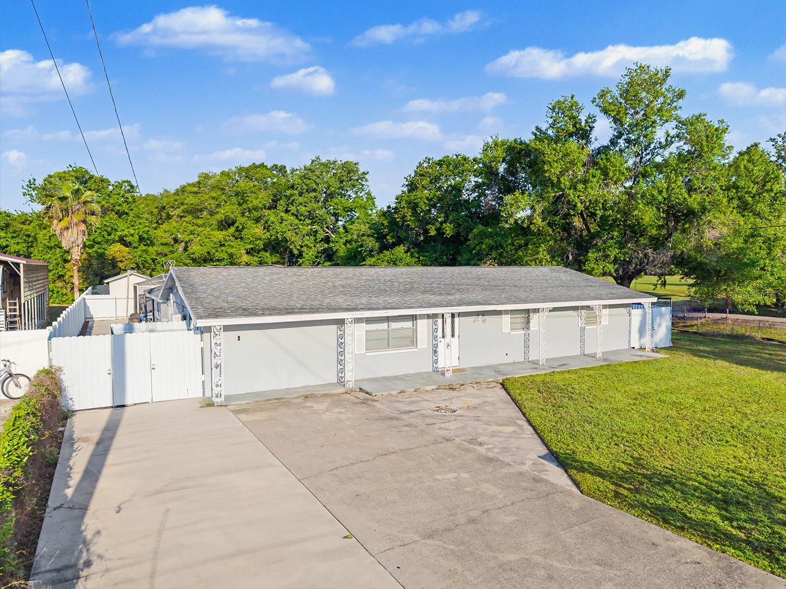 7012 CENTER CREEK DR, TAMPA, FL, 33615