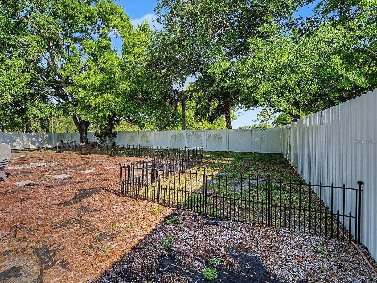 7012 CENTER CREEK DR, TAMPA, FL, 33615
