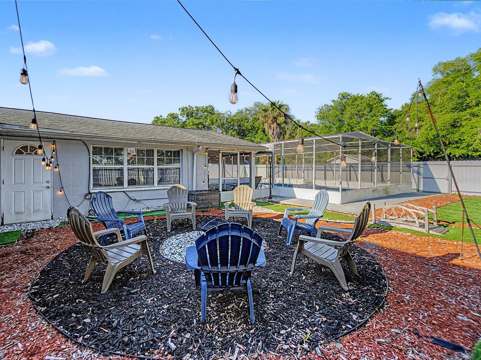 7012 CENTER CREEK DR, TAMPA, FL, 33615