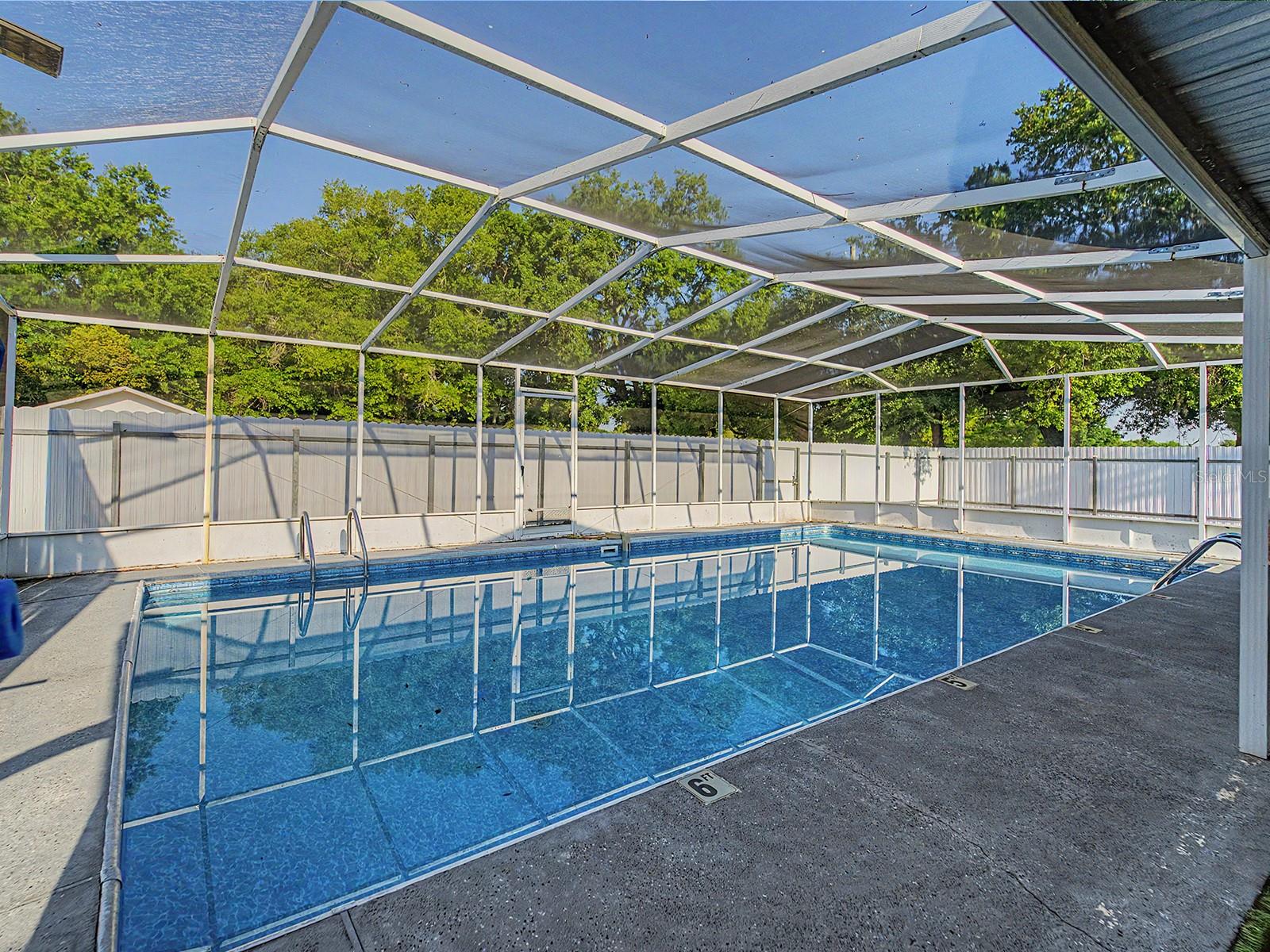 7012 CENTER CREEK DR, TAMPA, FL, 33615