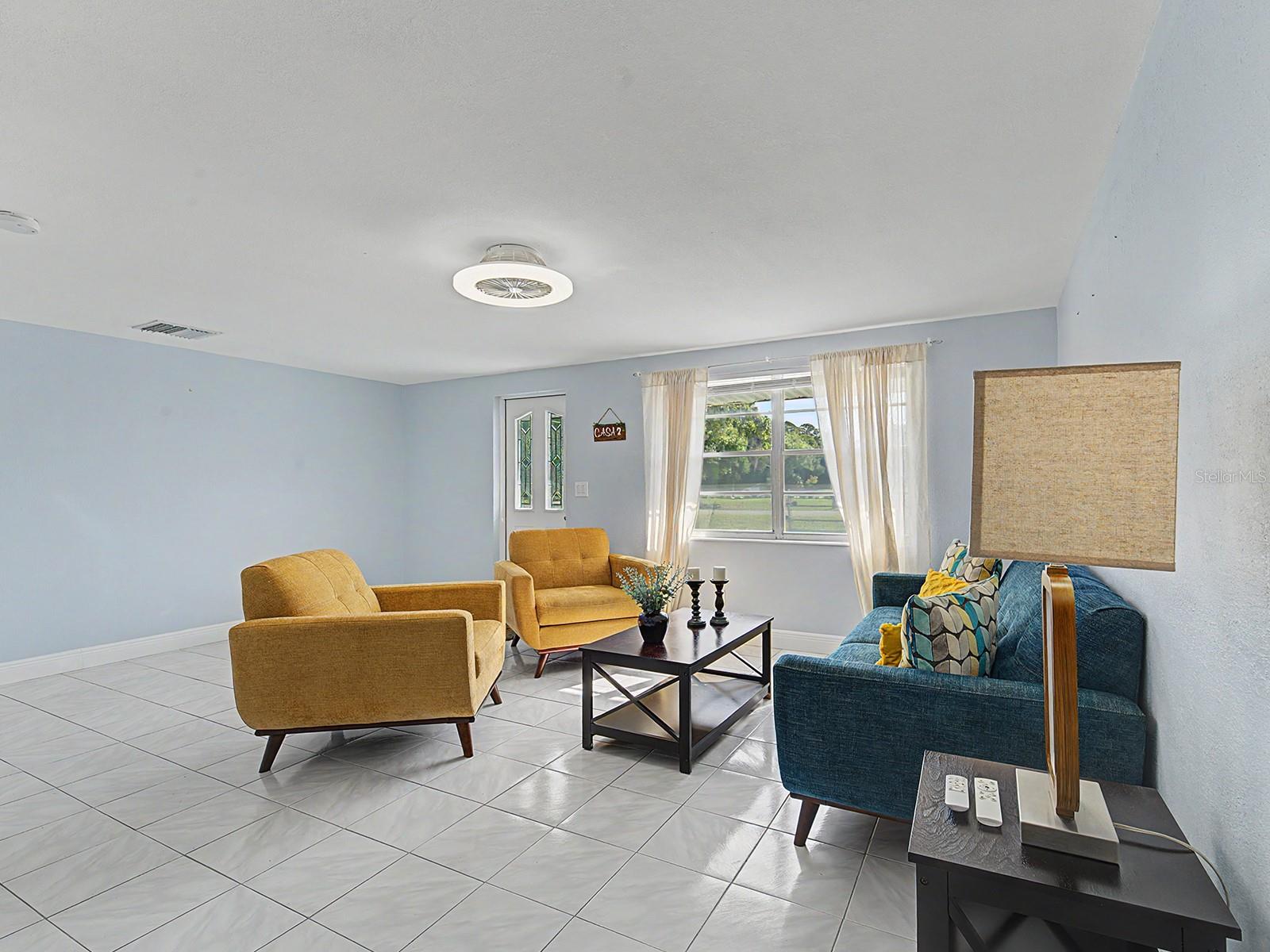 7012 CENTER CREEK DR, TAMPA, FL, 33615