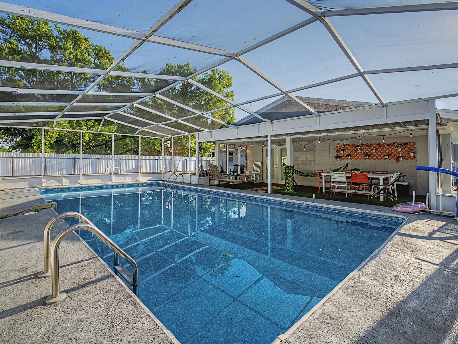 7012 CENTER CREEK DR, TAMPA, FL, 33615