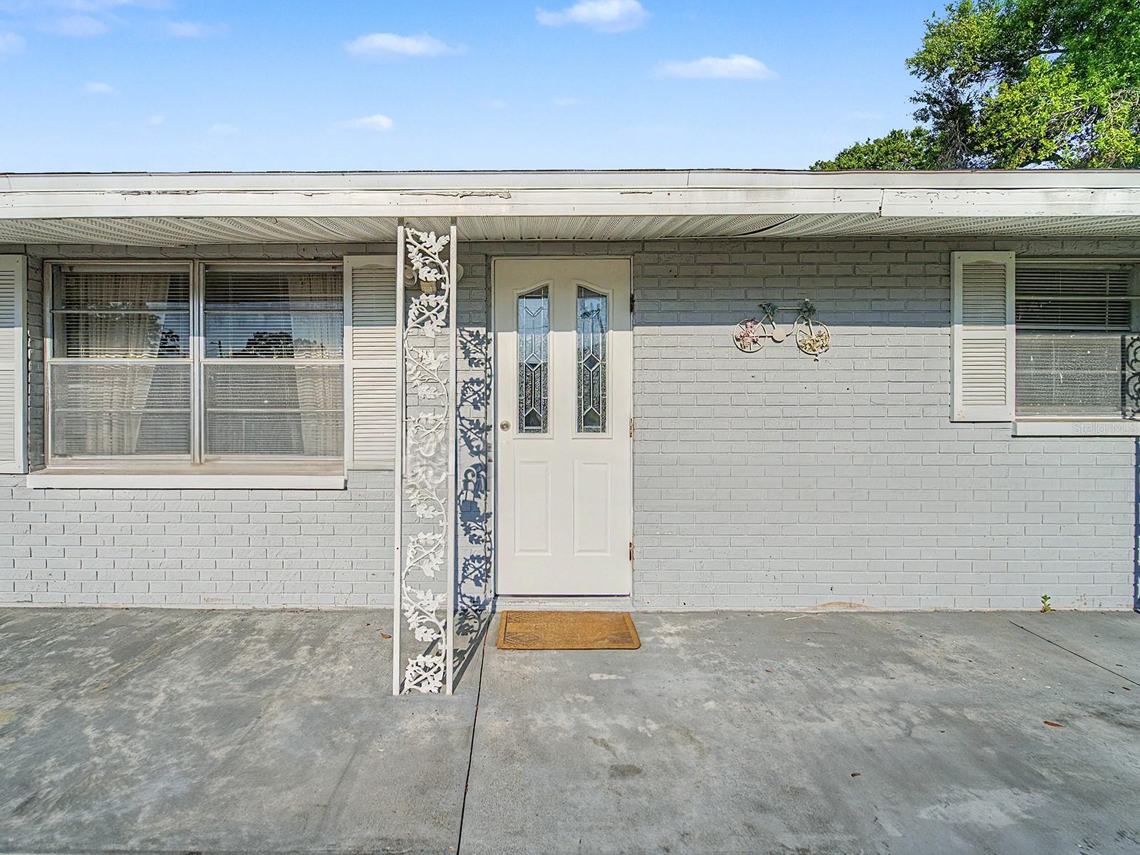 7012 CENTER CREEK DR, TAMPA, FL, 33615