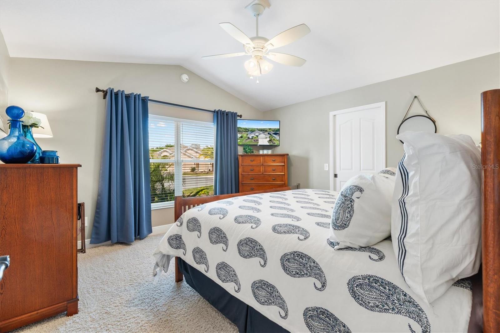 562 BRADFORD LOOP, THE VILLAGES, FL, 32163