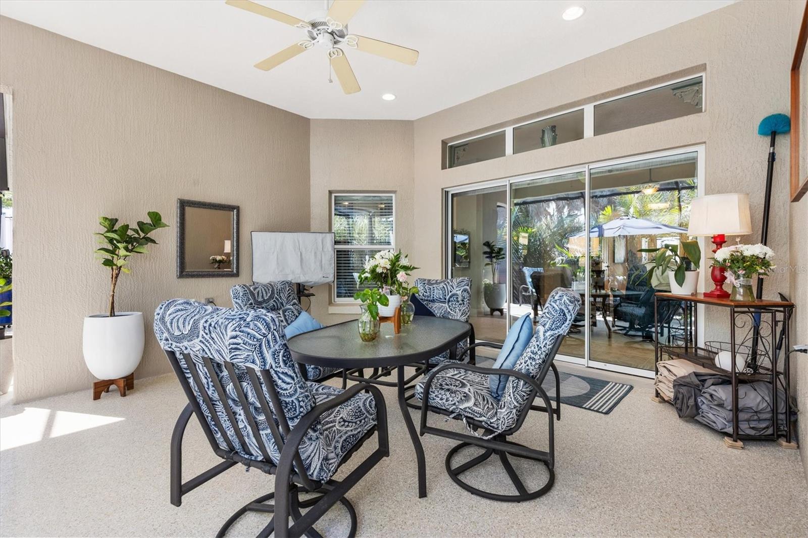 562 BRADFORD LOOP, THE VILLAGES, FL, 32163