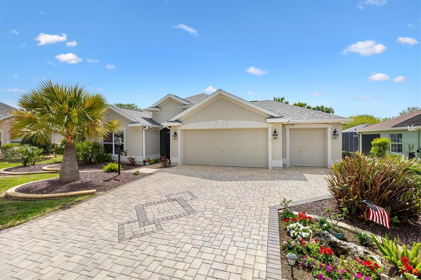 562 BRADFORD LOOP, THE VILLAGES, FL, 32163