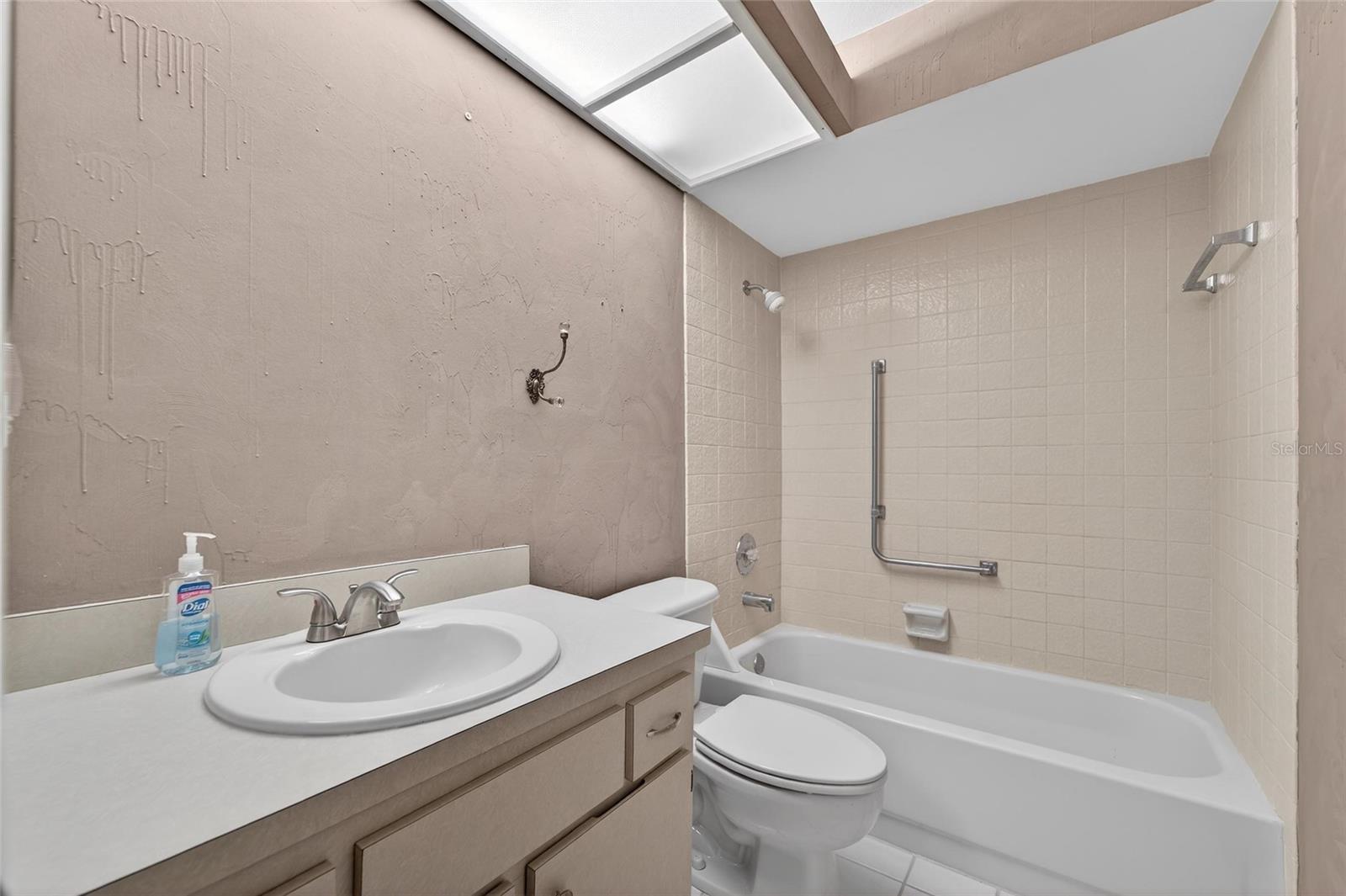 2854 WHITEHALL DR, PALM HARBOR, FL, 34684