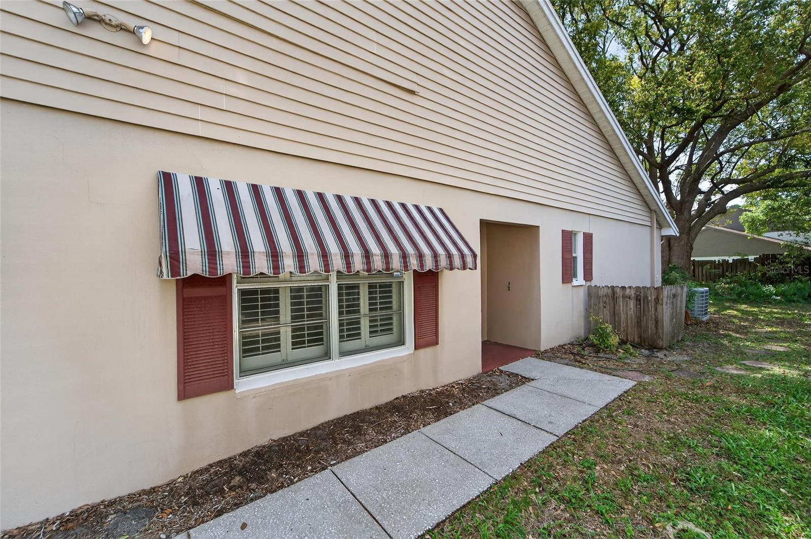 2854 WHITEHALL DR, PALM HARBOR, FL, 34684