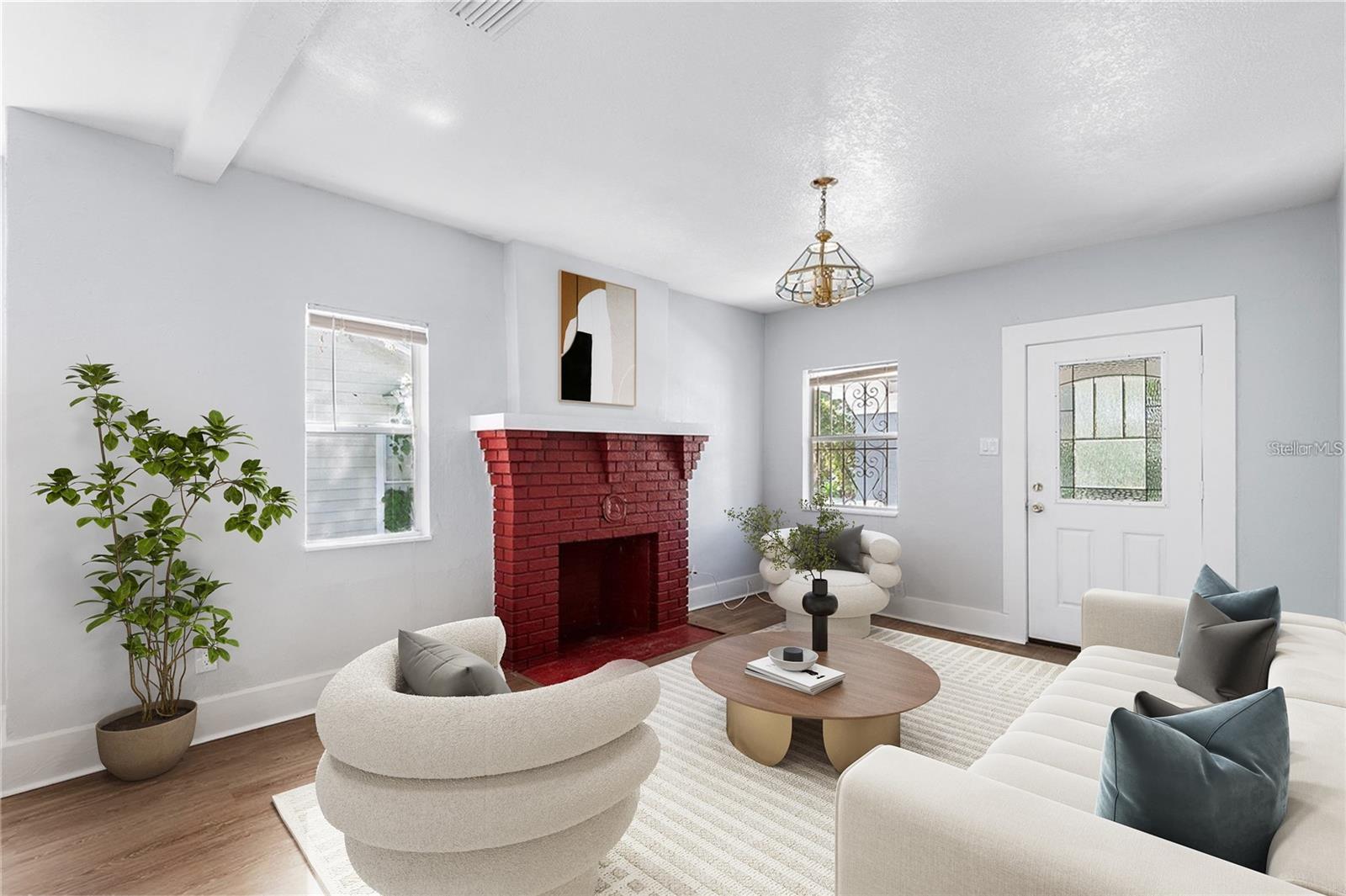 811 W AMELIA AVE, TAMPA, FL, 33602