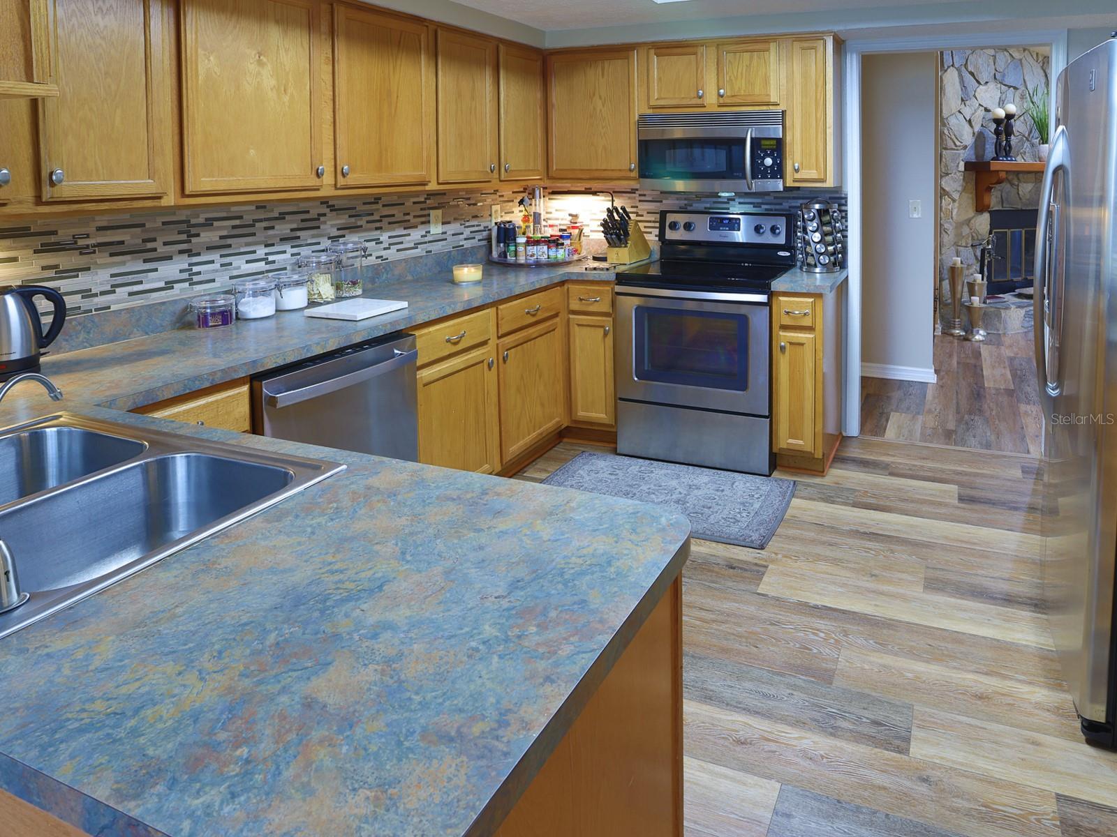 834 E COUNTY ROAD 540A, LAKELAND, FL, 33813