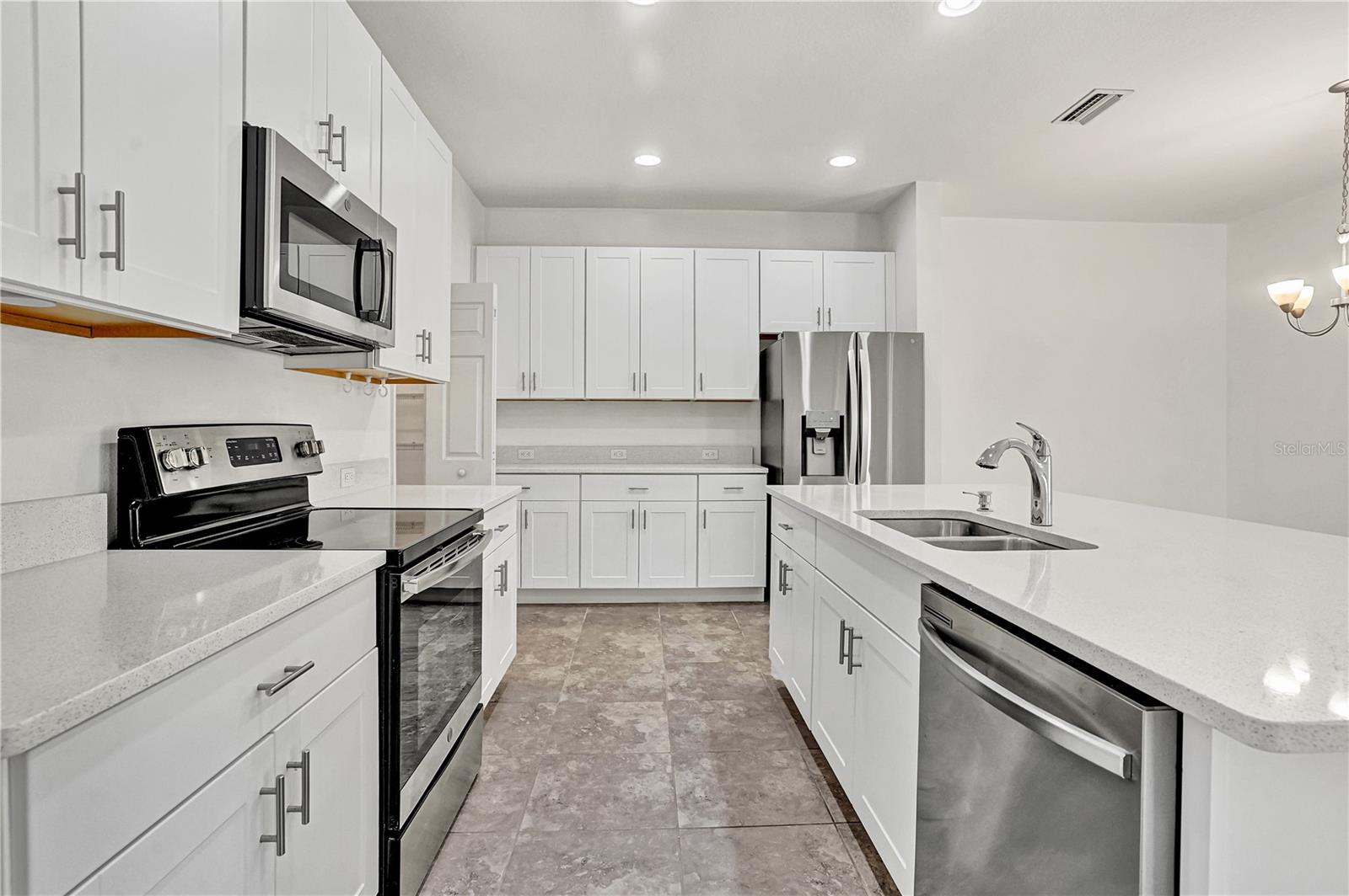 8544 CACHE DR, SARASOTA, FL, 34240