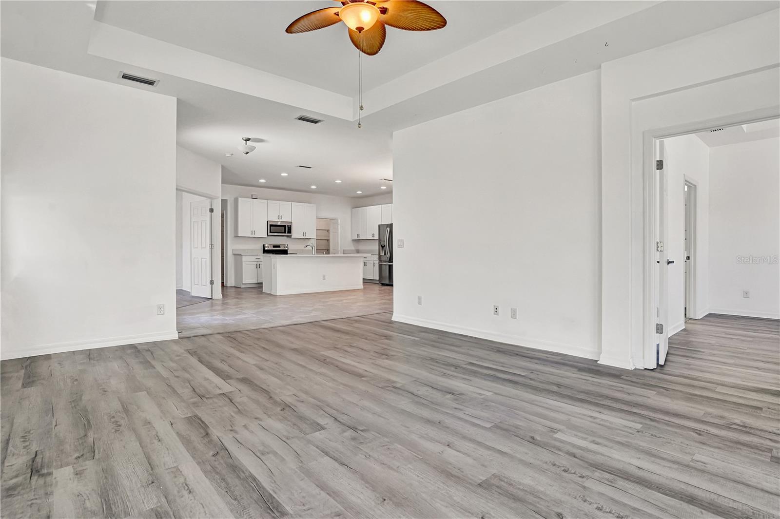 8544 CACHE DR, SARASOTA, FL, 34240