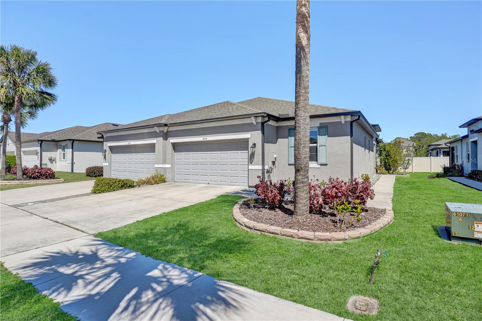 8544 CACHE DR, SARASOTA, FL, 34240
